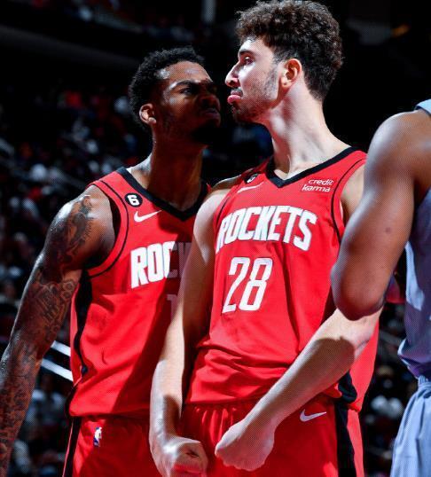 实中感到 实中感到