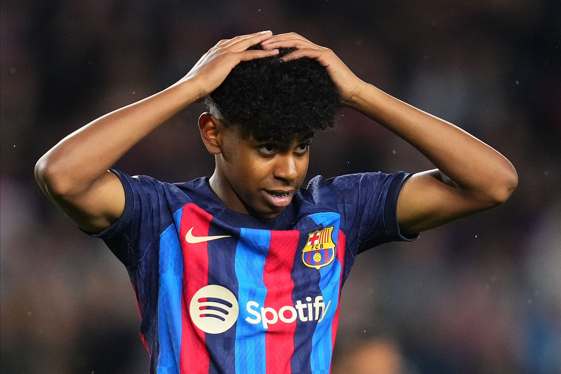 他果断中距 他果断中距